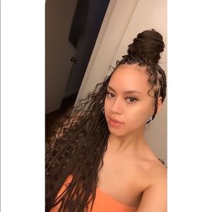 Meet your Posher, Alexia
